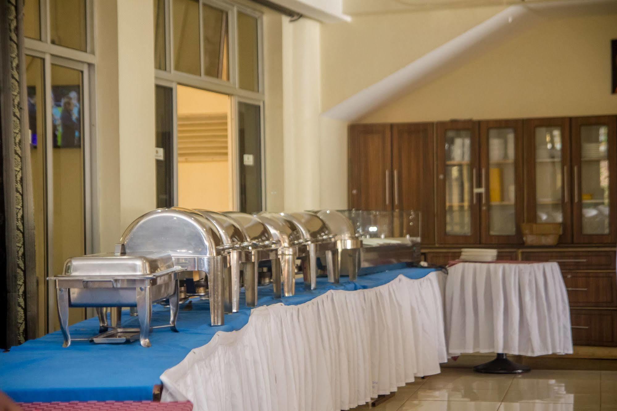Grand Global Hotel كامبالا المظهر الخارجي الصورة
